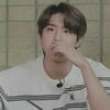 Hyunjin_Ubivaet_Menya